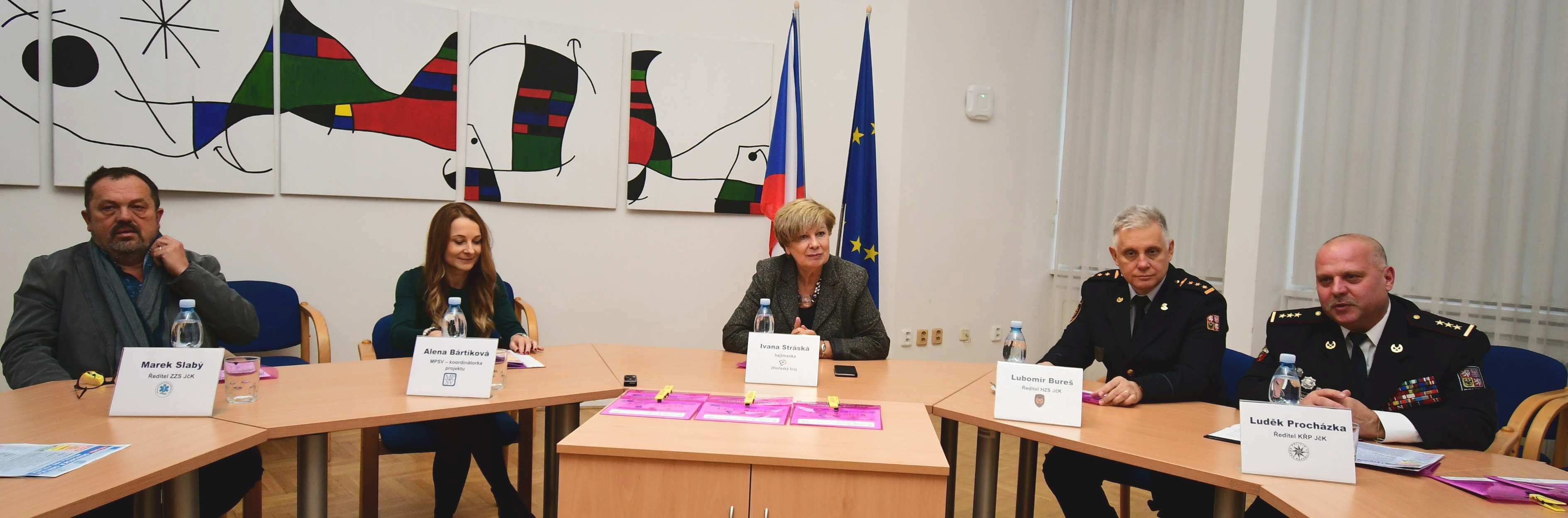 Seniorská obálka - tisková konference