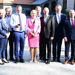 Jihočeská hejtmanka Stráská přivítala na zasedání asociace krajů v Českém Krumlově slovenské župany.
