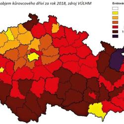 Mapa: Evidovaný objem kůrovcového dříví 2018. Zdroj: VÚLHM.