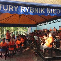 Dechový orchestr ZUŠ Vimperk během vystoupení na Festivalu Zlotá lira 2019 v polském městě Rybnik.