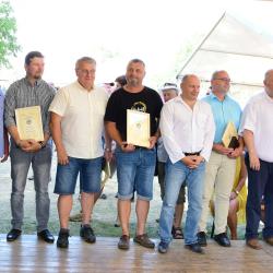 Tradiční součástí Selských slavností je vyhlášení soutěže Regionální potravina Jihočeského kraje. Vítězům tentokrát k ocenění mimo jiné gratulovali i ministr zemědělství Miroslav Toman nebo náměstek hejtmanky Pavel Hroch.