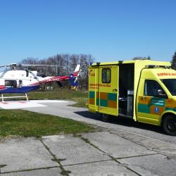 2008 - Bell 427 na heliportu nemocnice ČB 1