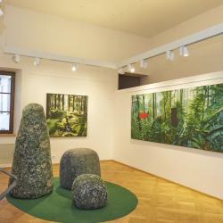Výstava SILVA artis představí tematická díla dolnorakouských umělců. Výstavu je možno navštívit do 12. června 2022. 