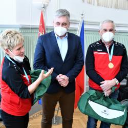 Republikové finále Středoškolského atletického poháru patřilo hochům z táborské Střední průmyslové školy strojní a stavební. Mladé sportovce na Krajském úřadu Jihočeského kraje přivítal náměstek hejtmana pro školství Pavel Klíma.