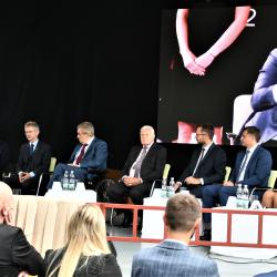 Ve čtvrtek 25. srpna začala na Výstavišti České Budějovice tradiční výstava Země živitelka. Hejtman Jihočeského kraje Martin Kuba při této příležitosti přivítal také prezidenta České republiky Miloše Zemana.