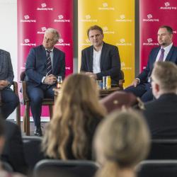 Seminář č.3: SOUSEDSKÁ PŘESHRANIČNÍ SPOLUPRÁCE JAKO ÚČINNÁ ODPOVĚĎ NA PROMĚNY SVĚTA, čtvrtek 22. září / Seminar No.3: Neighborhood cross-border cooperation as an effective response to the changes in the world, Thursday, September 22