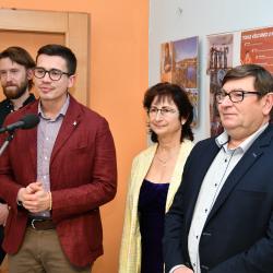 Domov sv. Anežky uspořádal v budově krajského úřadu prodejní výstavu.