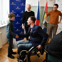 Kraj ocenil medailisty z her X. zimní olympiády dětí a mládeže ČR