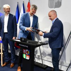 Odtajněno! Zvukové vlny jsou inspirací pro logo Olympiády dětí a mládeže v Jihočeském kraji