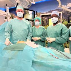 Českobudějovická nemocnice provedla první roboticky asistovanou operaci srdce.