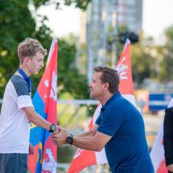 Olympiádu dětí a mládeže letos hostí Jihočeský kraj. Podívejte se na pondělní medailový ceremoniál prostřednictvím fotografií Václava Pancera.