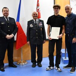 Hejtman Jihočeského kraje Martin Kuba ocenil v úterý 12. listopadu jihočeské dobrovolné hasiče za vzornou reprezentaci Jihočeského kraje na celorepublikových soutěžích. 