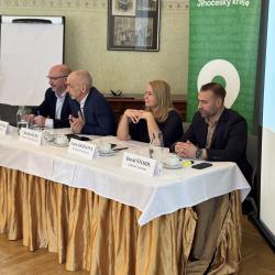 Vedení Jihočeského kraje zahájilo sérii každoročních výjezdních setkání se starostkami a starosty okresních měst a obcí. 