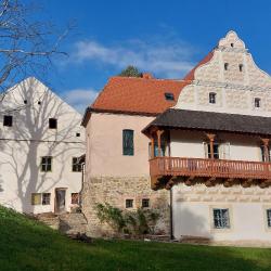  tvrz Mladějovice