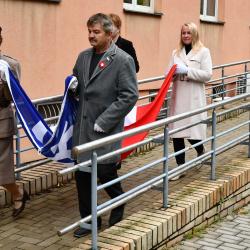 Před budovou Krajského úřadu Jihočeského kraje dnes opět zavlála sokolská vlajka. Pietní akt proběhl za účasti náměstkyně hejtmana pro oblast sociálních věcí Lucie Kozlové.