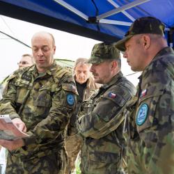 Jihočeský kraj si „vypnul“ elektřinu a otestoval krizovou komunikaci. Do cvičení ARDOS se zapojilo přes 120 lidí. Foto: Jihočeský kraj a Armáda ČR.