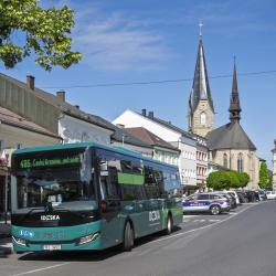 Jihočeši budou moci od letošního léta vyrazit veřejnou dopravou bez přestupů do bavorského Philippsreutu i rakouského Bad Leonfeldenu. 