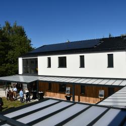 Centrum BAZALKA slavnostně otevřelo nové zázemí pro 18 klientů.