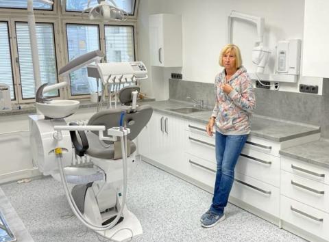 MUDr. Jana Šímová v nové zubní ordinaci v nemocnici Strakonice.