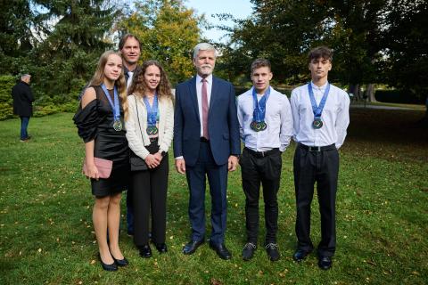 Prezident Pavel přijal na Hradě sportovce, trenéry i realizační týmy.