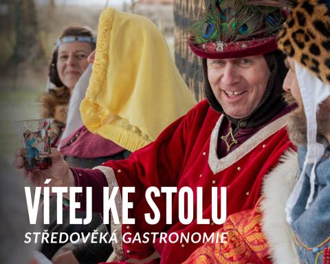 Oživené prohlídky Archeoskanzenu Trocnov se zaměří na pozdně středověkou gastronomii a stolování.