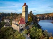 Hrad Zvíkov (Zdroj: JCCR).