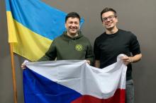 Memorandum o spolupráci podepsali vicehejtman Jihočeského kraje František Talíř a guvernér Mykolajivského regionu Vitalij Kim (autor: Jan Dobrovský / 400 ASA)