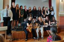 Benefiční koncert pro Hafíka na Gymnáziu Prachatice.