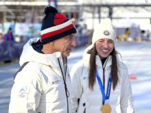Olympijský festival v Českých Budějovicích nabídl 10. února 2026 výjimečný okamžik. Hejtman Jihočeského kraje Martin Kuba zde strávil část programu s olympijskou vítězkou Zuzanou Maděrovou.