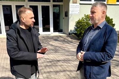 Střední škola polytechnická v Českých Budějovicích není jen běžná střední škola. V jejích třídách totiž studují nejen řemeslníci a technici, ale i budoucí hasiči a specialisté na požární prevenci – mladí lidé, kteří už během studia dokazují, že obstojí v těch nejnáročnějších podmínkách